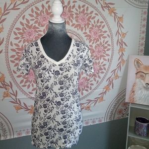 Floral tee